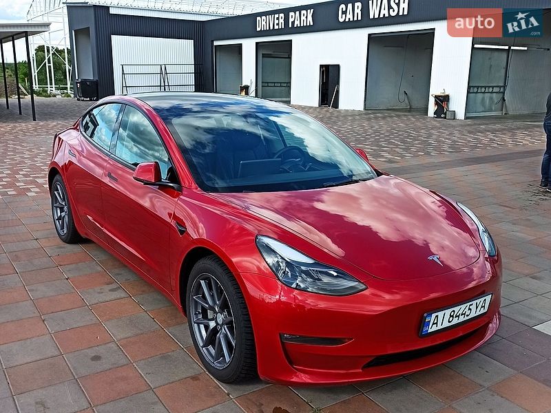 Tesla Model 3 2022