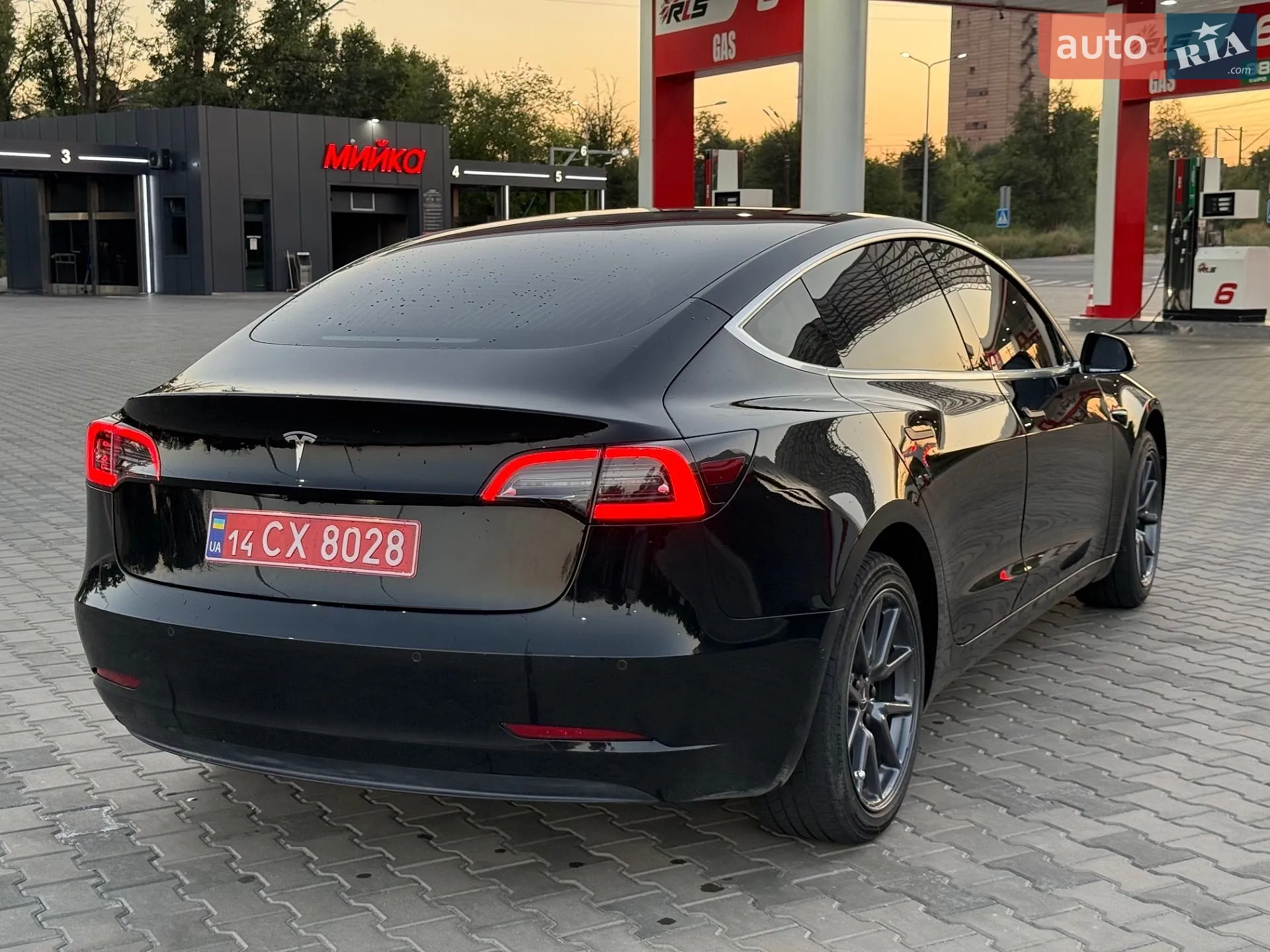 2020 Tesla Model 3 - мініатюра 6