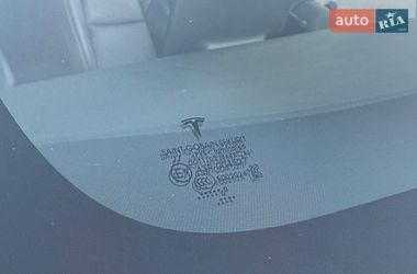 Седан Tesla Model 3 2020 в Кривому Розі