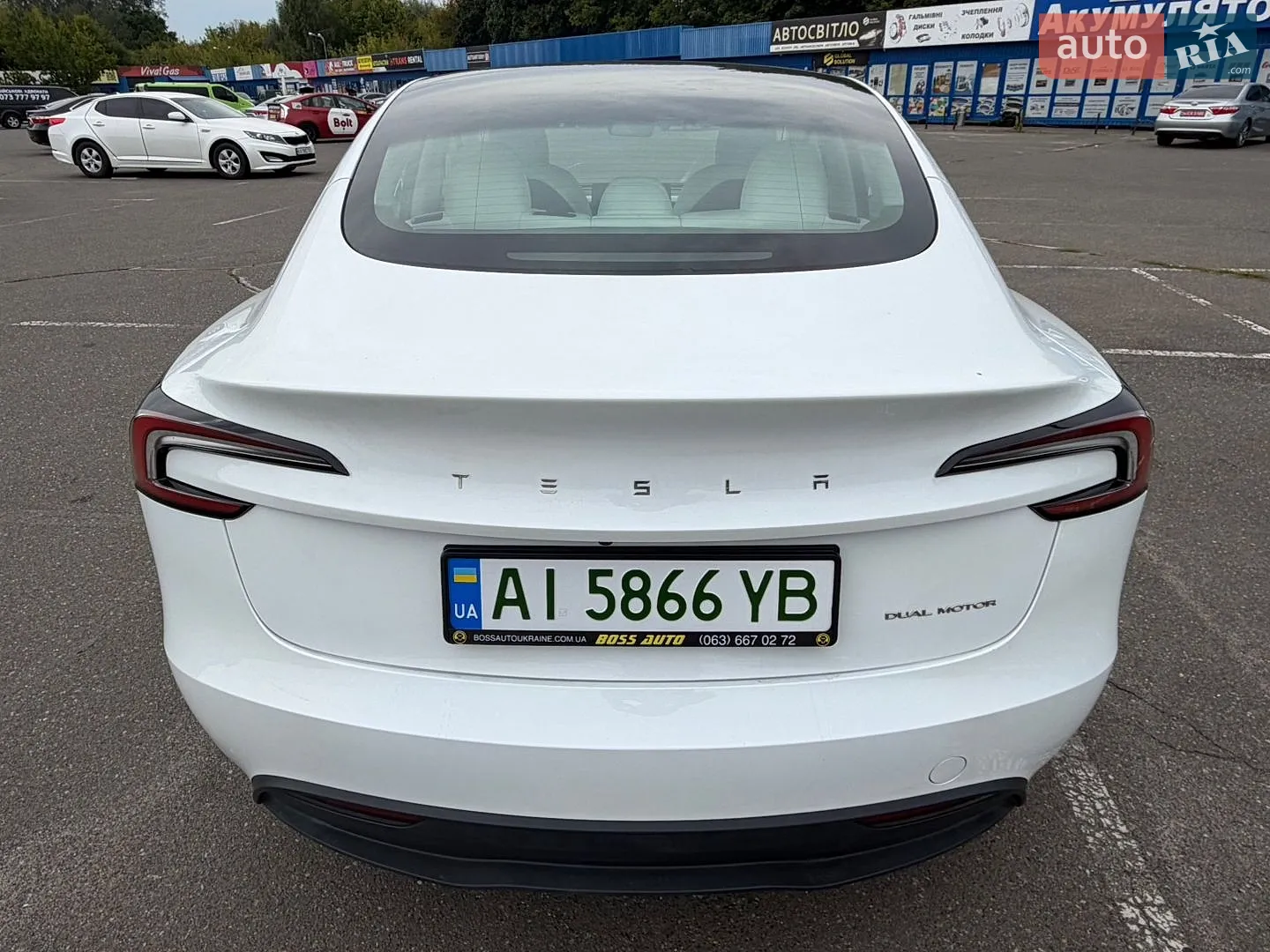 2024 Tesla Model 3 - мініатюра 8
