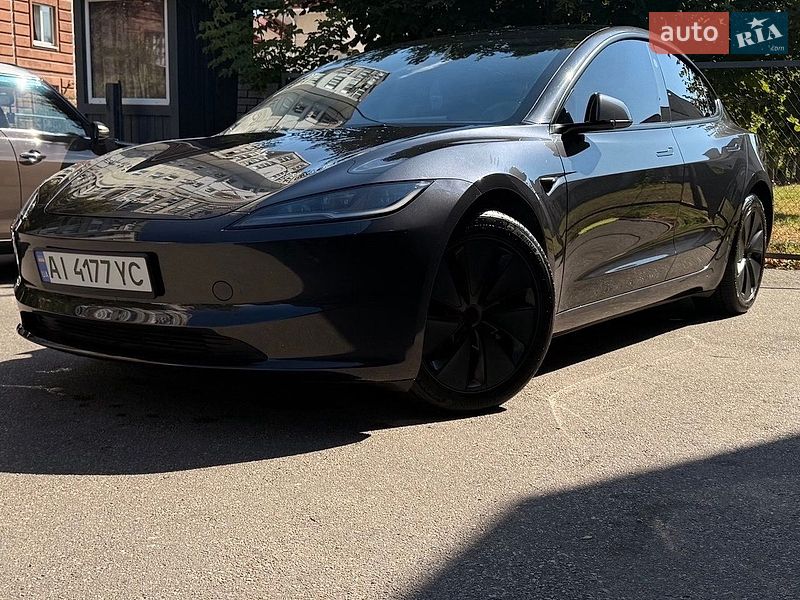 Седан Tesla Model 3 2024 в Білій Церкві