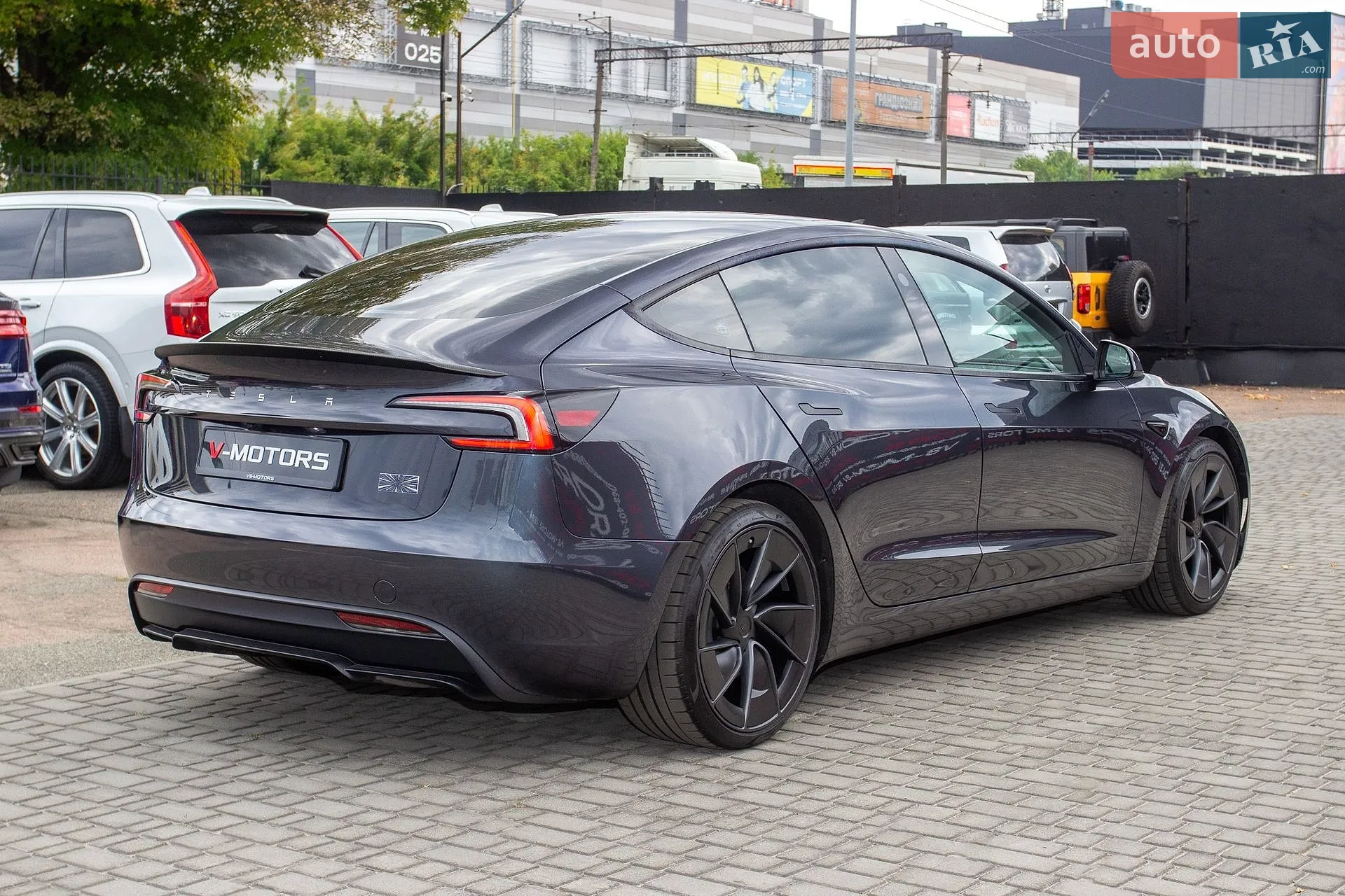 2024 Tesla Model 3 - мініатюра 8