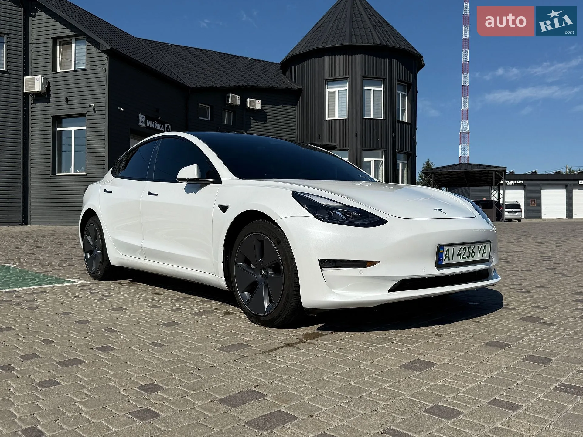 2022 Tesla Model 3 - фото 1