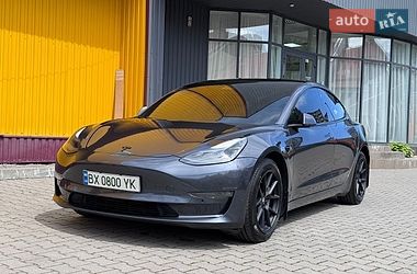 Седан Tesla Model 3 2022 в Хмельницком