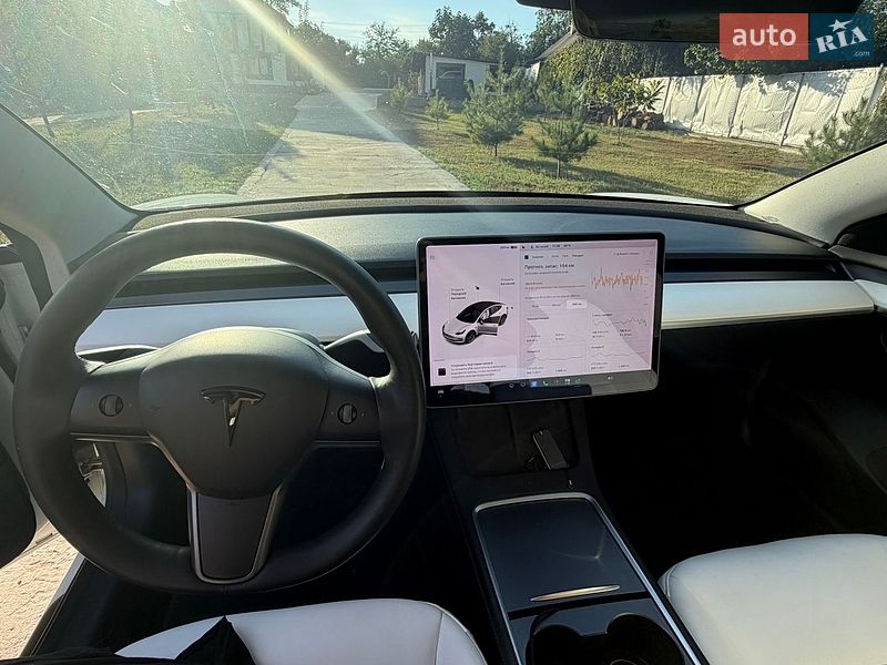 Седан Tesla Model 3 2021 в Запоріжжі