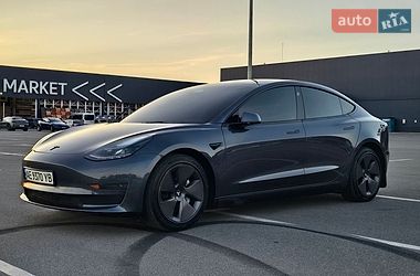 Седан Tesla Model 3 2023 в Днепре