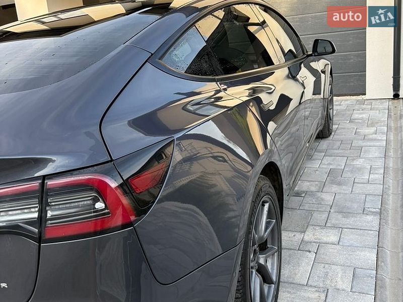 Седан Tesla Model 3 2022 в Острозі фото 11 Седан Tesla Model 3 2022 в Острозі