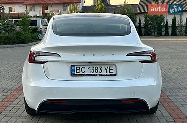 Седан Tesla Model 3 2024 в Львові