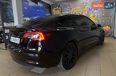 Седан Tesla Model 3 2022 в Львові