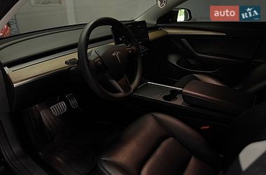Седан Tesla Model 3 2022 в Львові