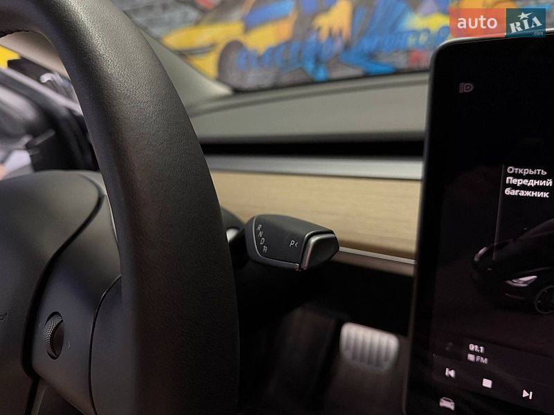 Седан Tesla Model 3 2022 в Львові