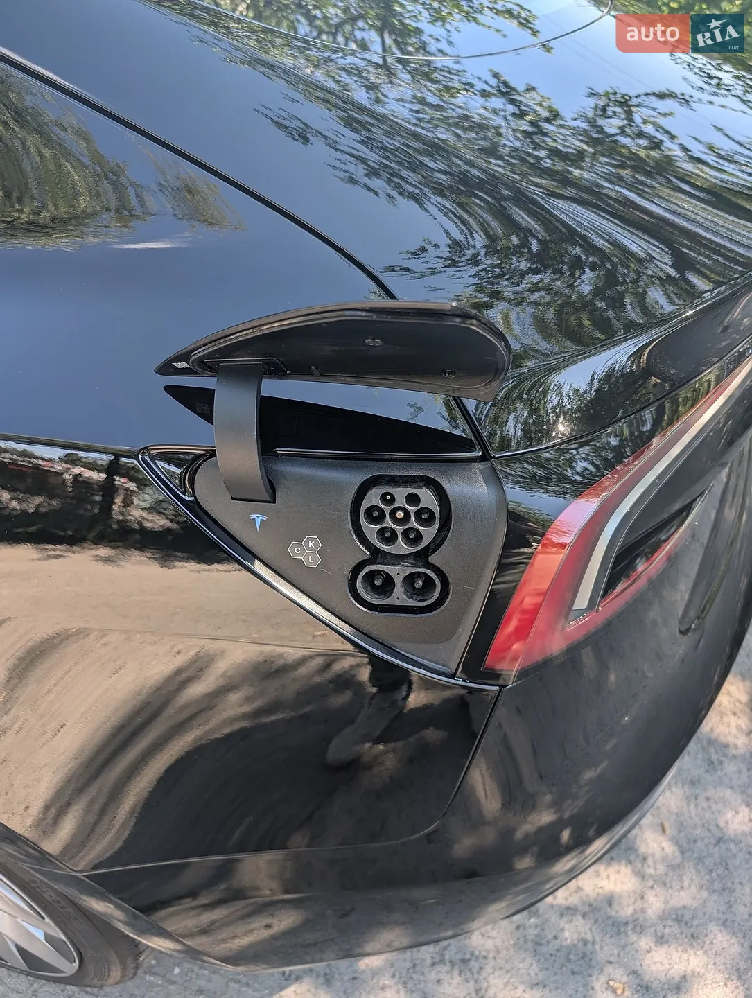 2025 Tesla Model 3 - мініатюра 5