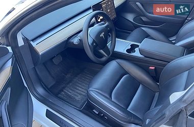 Седан Tesla Model 3 2023 в Києві