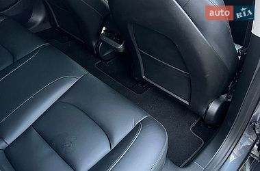 Седан Tesla Model 3 2021 в Днепре