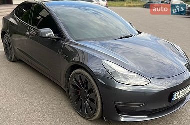 Седан Tesla Model 3 2021 в Днепре