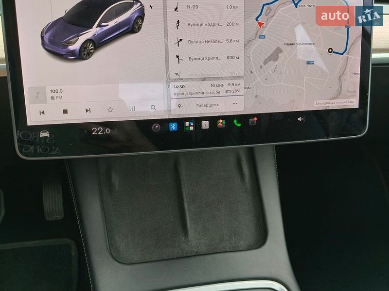 Седан Tesla Model 3 2020 в Івано-Франківську