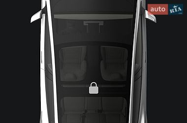 Седан Tesla Model 3 2019 в Львові