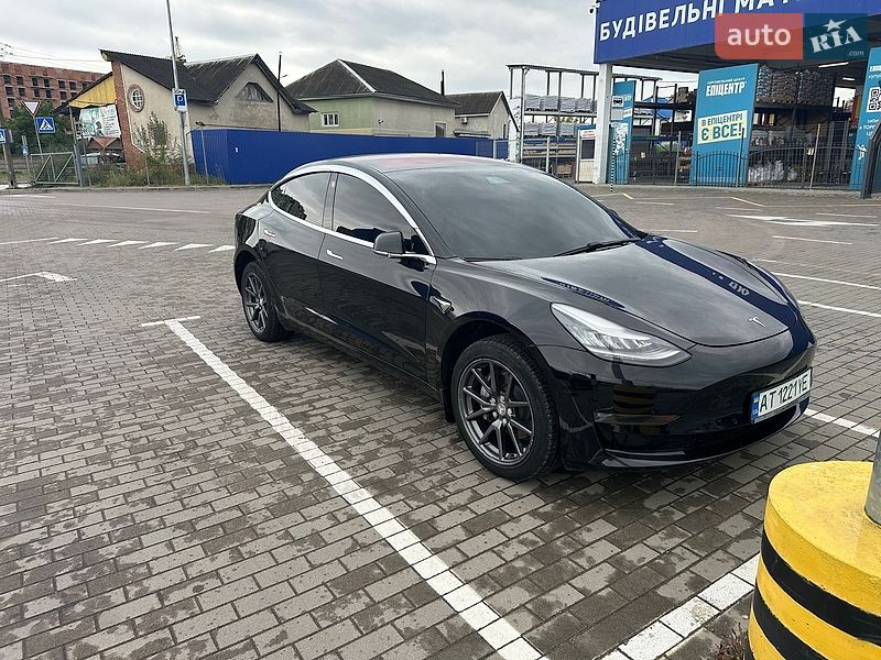 Tesla Model 3 2018 Tesla Model 3 2018