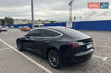 Седан Tesla Model 3 2018 в Ивано-Франковске