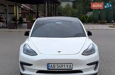tesla model-3 2022 в Могилів-Подільський від професійного продавця Натан Бакалєйнік
