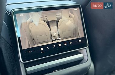 Седан Tesla Model 3 2024 в Харкові