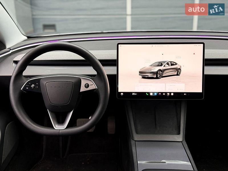 Седан Tesla Model 3 2025 в Киеве