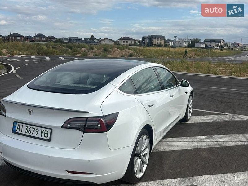 Седан Tesla Model 3 2019 в Киеве фото 9 Седан Tesla Model 3 2019 в Киеве