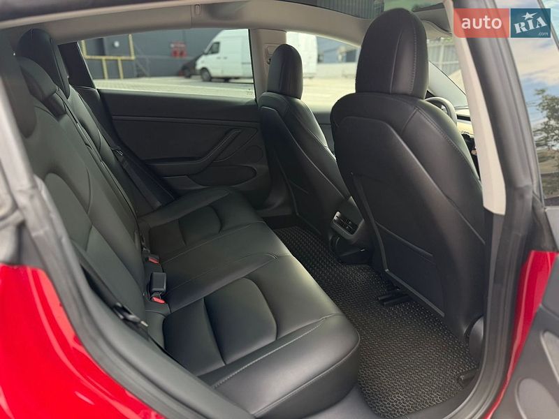 Седан Tesla Model 3 2022 в Виннице фото 21 Седан Tesla Model 3 2022 в Виннице