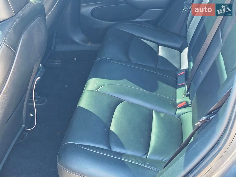Седан Tesla Model 3 2020 в Чорноморську