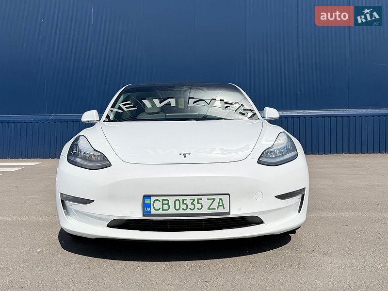 Tesla Model 3 2018