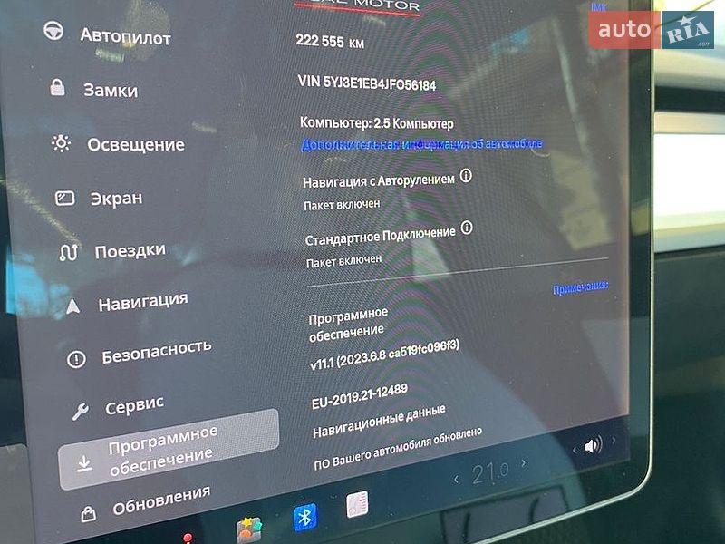 Седан Tesla Model 3 2018 в Киеве