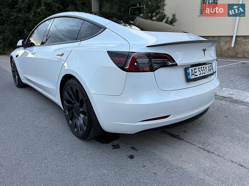 Седан Tesla Model 3 2021 в Днепре фото 3 Седан Tesla Model 3 2021 в Днепре