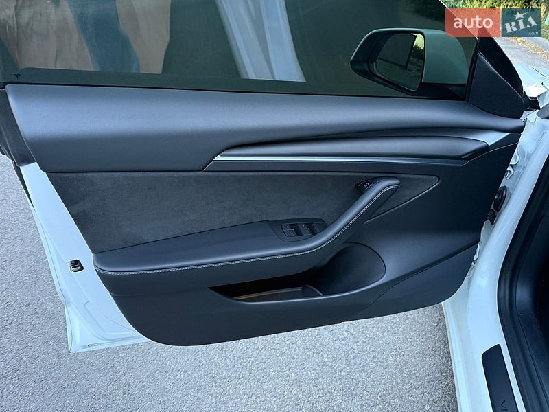 Седан Tesla Model 3 2021 в Днепре фото 9 Седан Tesla Model 3 2021 в Днепре