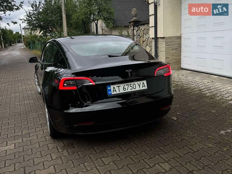 Седан Tesla Model 3 2022 в Надвірній фото 9 Седан Tesla Model 3 2022 в Надвірній