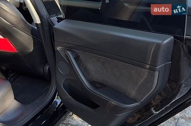 Седан Tesla Model 3 2022 в Чернівцях фото 13 Седан Tesla Model 3 2022 в Чернівцях
