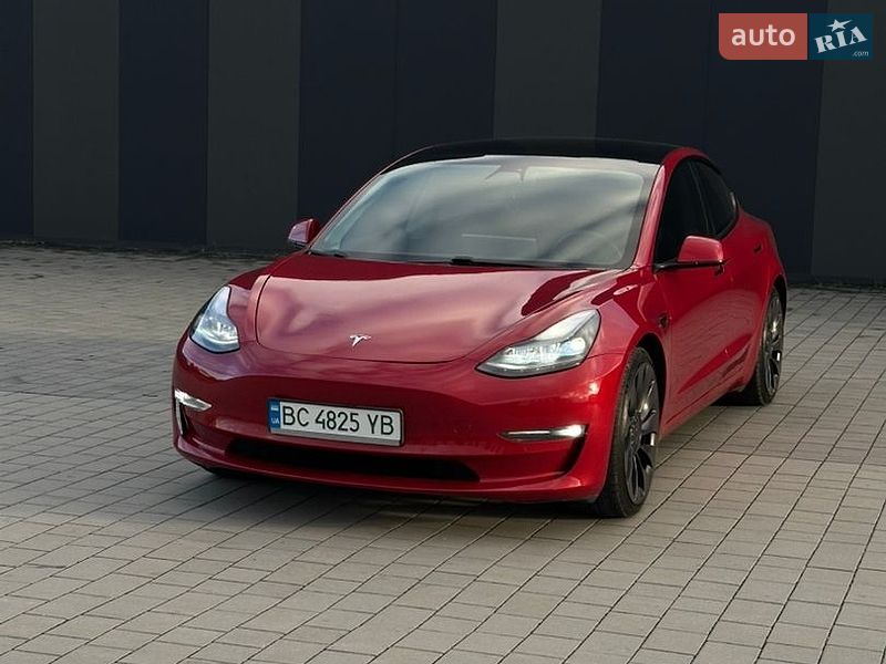 Tesla Model 3 2020
