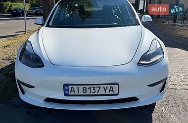 tesla model-3 2023 в Киев от профессионального продавца Роман