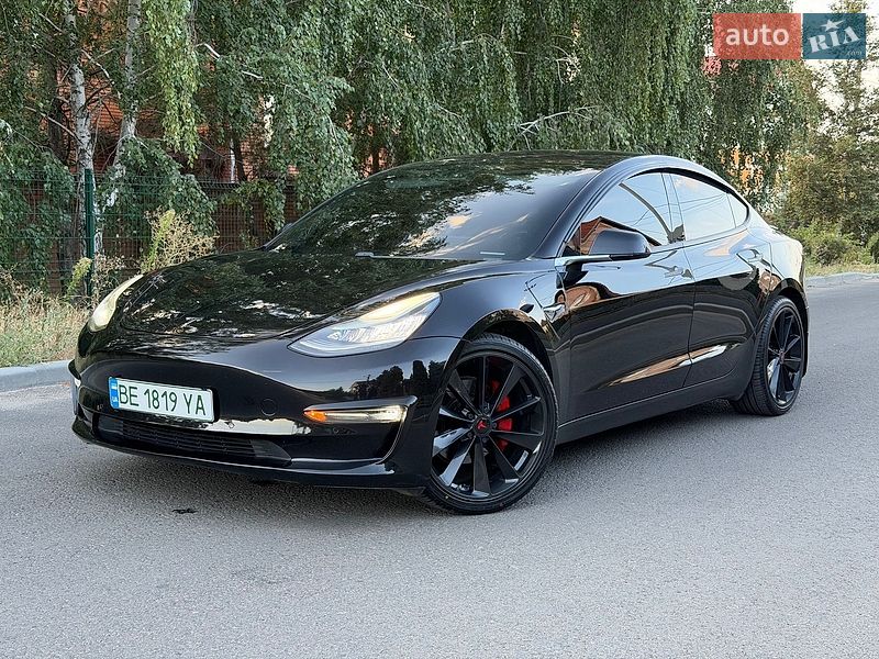 Tesla Model 3 2018