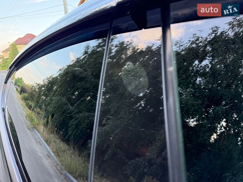 Седан Tesla Model 3 2018 в Николаеве