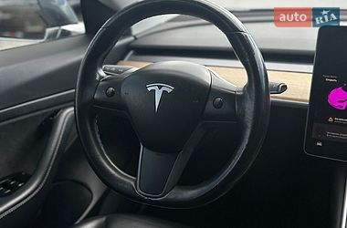 Седан Tesla Model 3 2018 в Ивано-Франковске