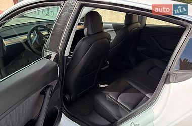 Седан Tesla Model 3 2020 в Ковеле