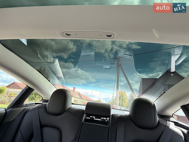 Седан Tesla Model 3 2020 в Ковеле