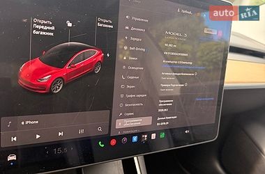 Седан Tesla Model 3 2018 в Киеве