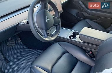 Седан Tesla Model 3 2023 в Сокале