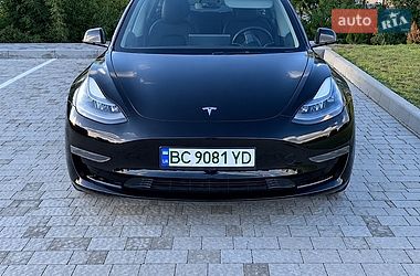 Седан Tesla Model 3 2023 в Сокале
