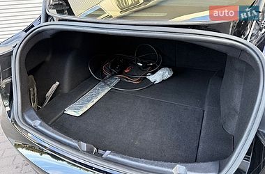 Седан Tesla Model 3 2022 в Рівному