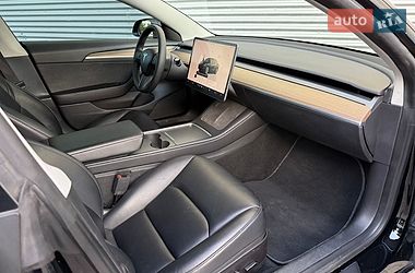 Седан Tesla Model 3 2022 в Рівному