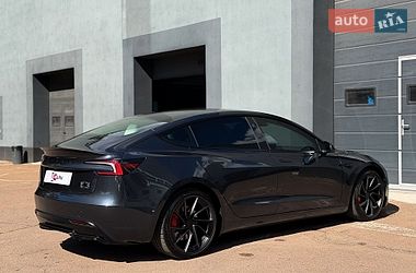 Седан Tesla Model 3 2024 в Києві