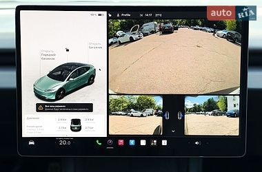 Седан Tesla Model 3 2024 в Києві