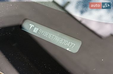 Седан Tesla Model 3 2024 в Києві